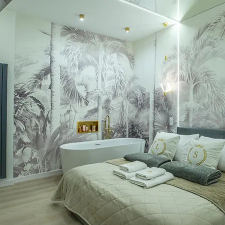 Jacuzzi Mirror Luxury * Gdańsk