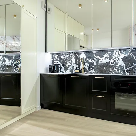 דירה Jacuzzi Mirror Luxury *