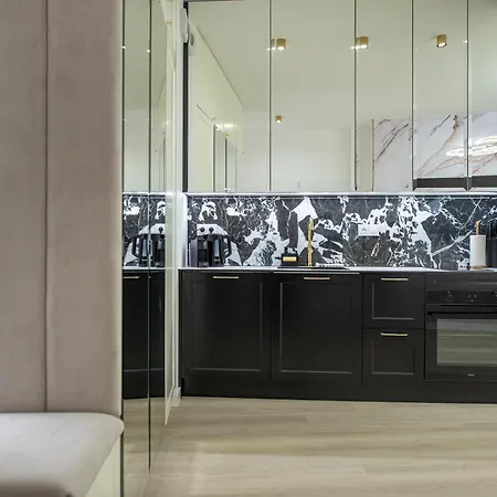 דירה Jacuzzi Mirror Luxury גדנסק