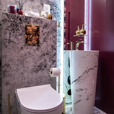 דירה Jacuzzi Mirror Luxury *